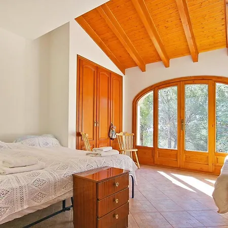 Helena Villa